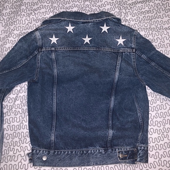 Sandro - Picture 4 of 4